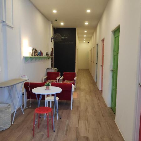 Ez Lodgings Kampong Gadong المظهر الخارجي الصورة