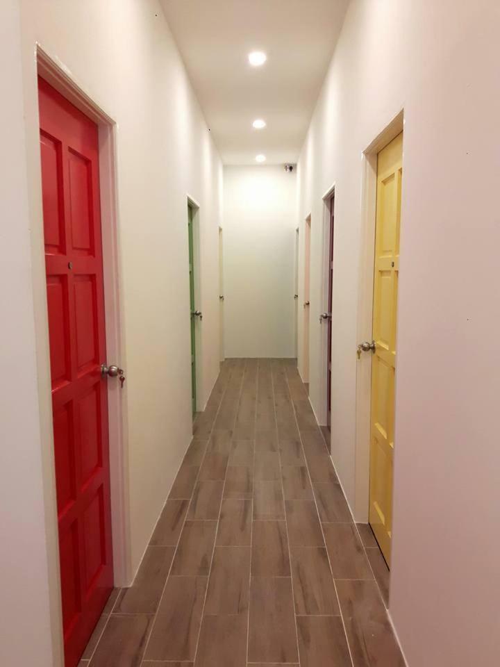 Ez Lodgings Kampong Gadong المظهر الخارجي الصورة