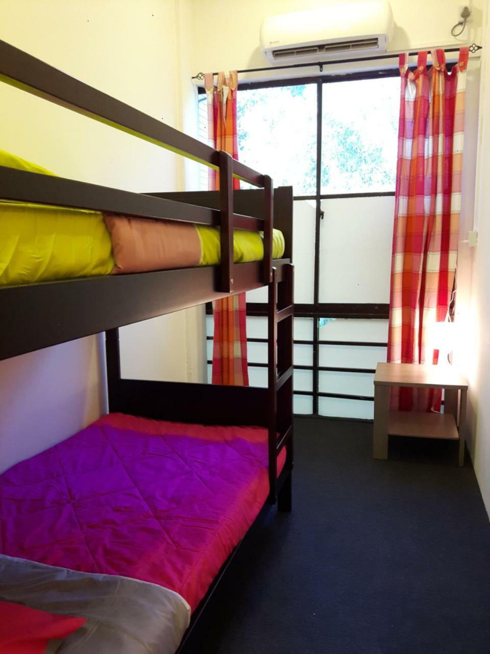Ez Lodgings Kampong Gadong المظهر الخارجي الصورة