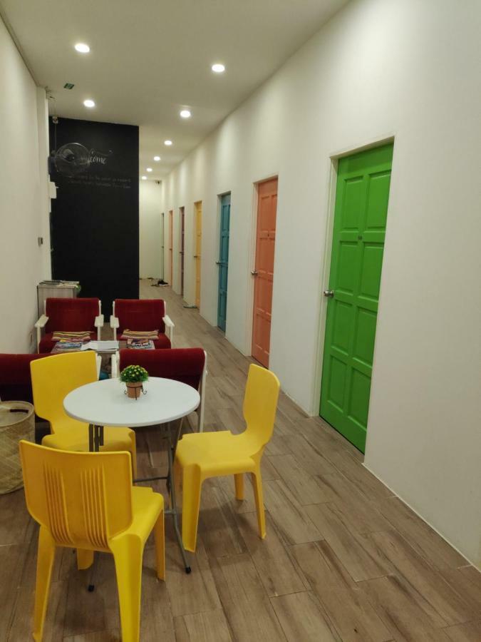 Ez Lodgings Kampong Gadong المظهر الخارجي الصورة