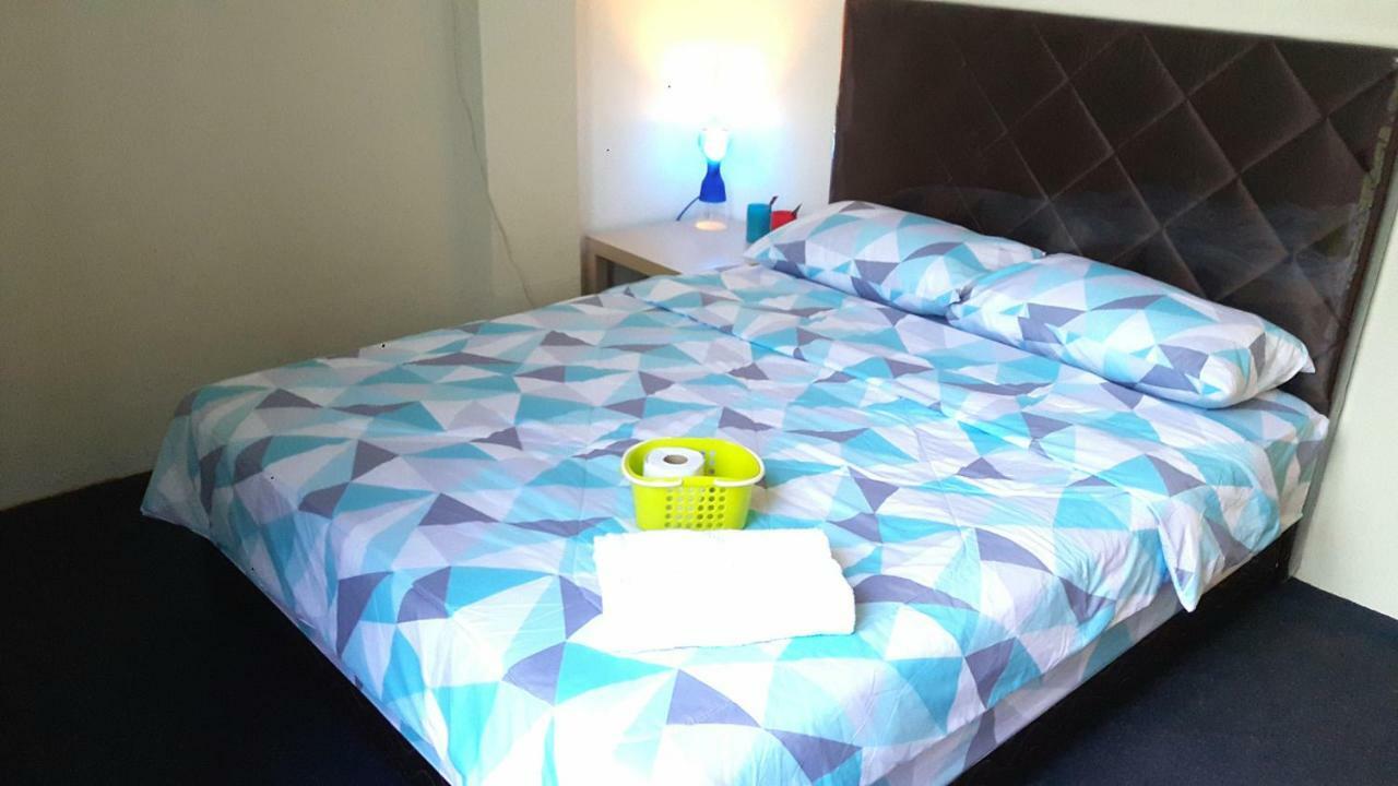 Ez Lodgings Kampong Gadong المظهر الخارجي الصورة