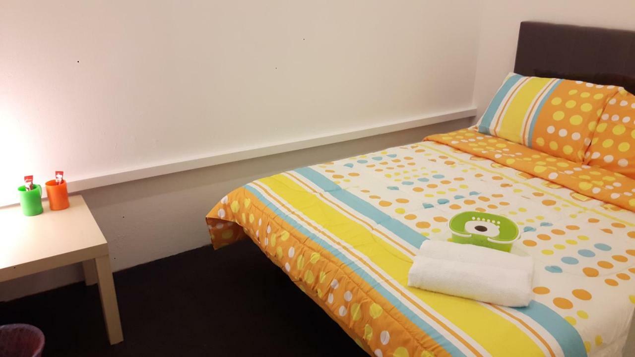 Ez Lodgings Kampong Gadong المظهر الخارجي الصورة